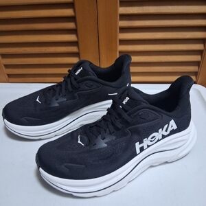 Hoka M Clifton 10 (Size 7.5D) Black White 1162030-BWHT Mens